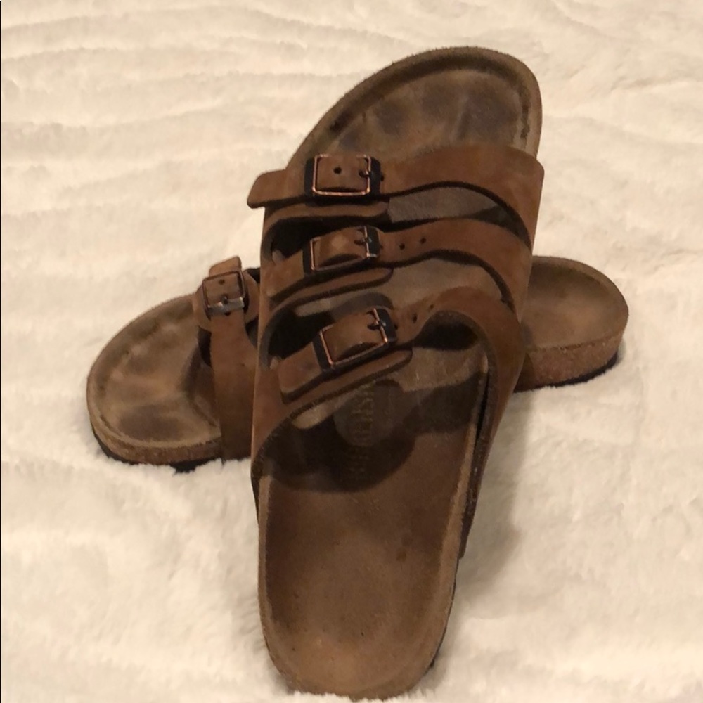Birkenstock 3 straps Size 34